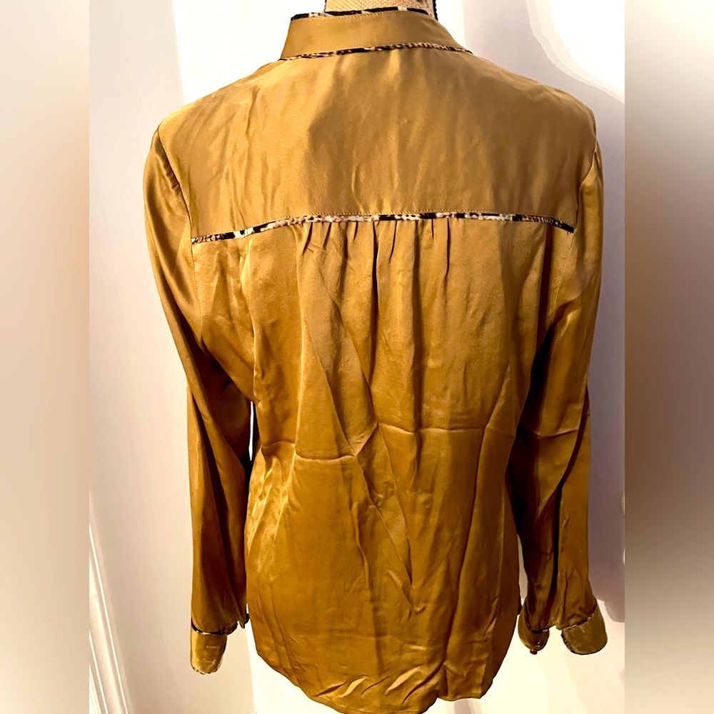 Cache Blouse - Picture 4 of 8